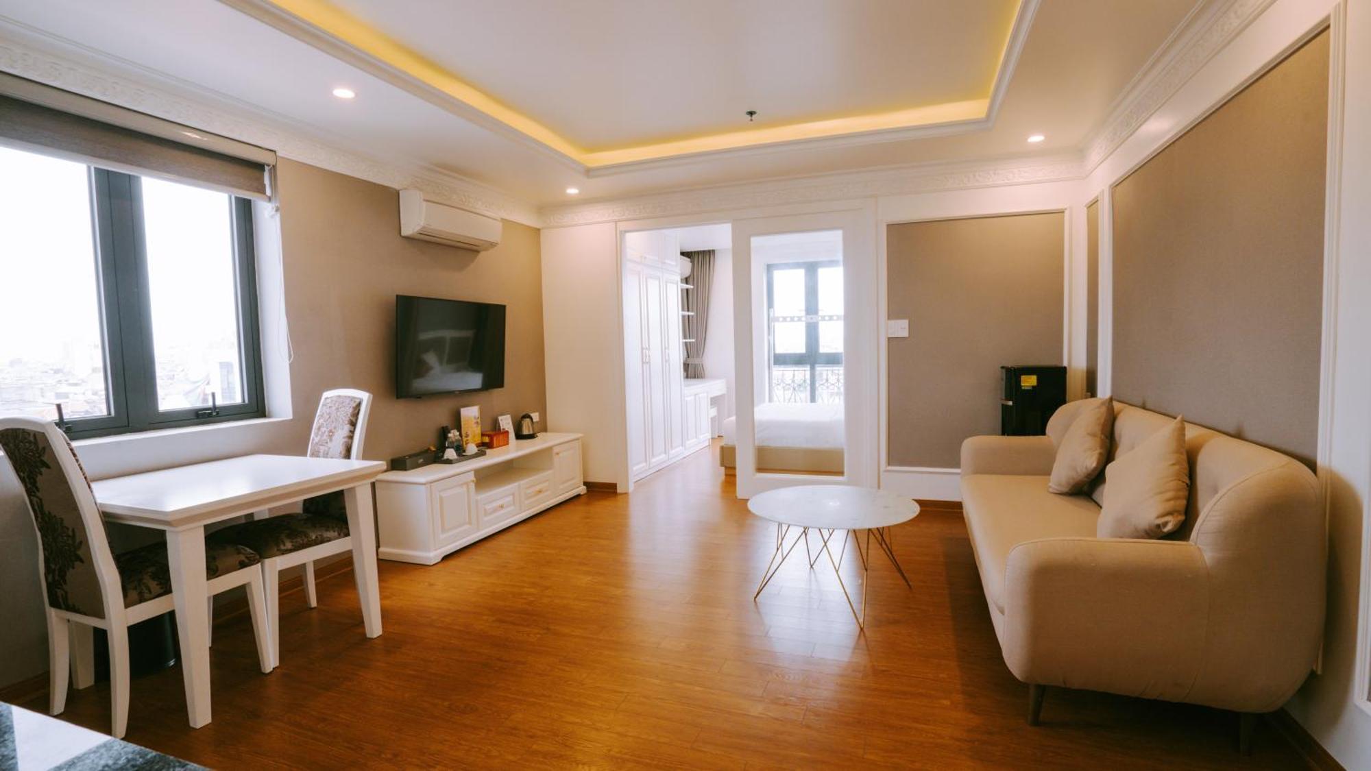 Gm Hotel And Apartment Хайфонг Екстериор снимка