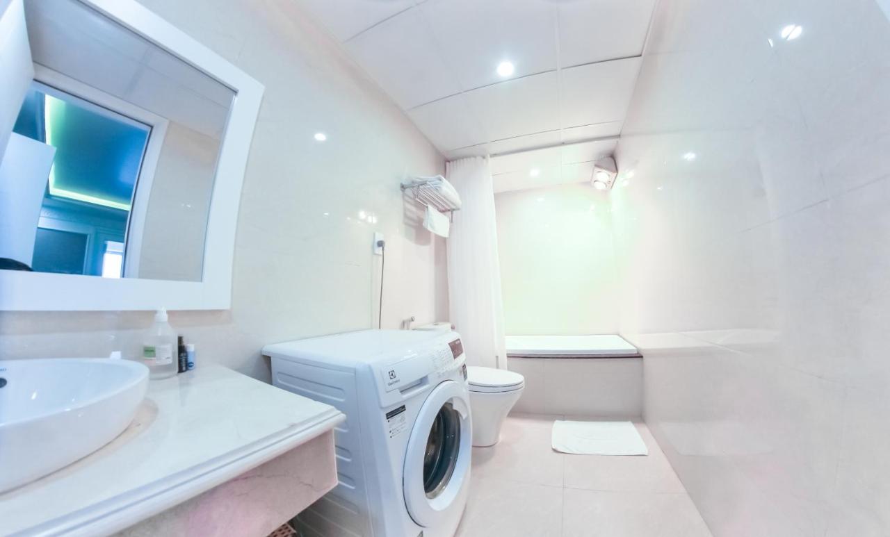 Gm Hotel And Apartment Хайфонг Екстериор снимка